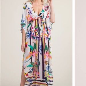 Trina Turk Maxi Caftan Swimsuit Cover Up 🌺